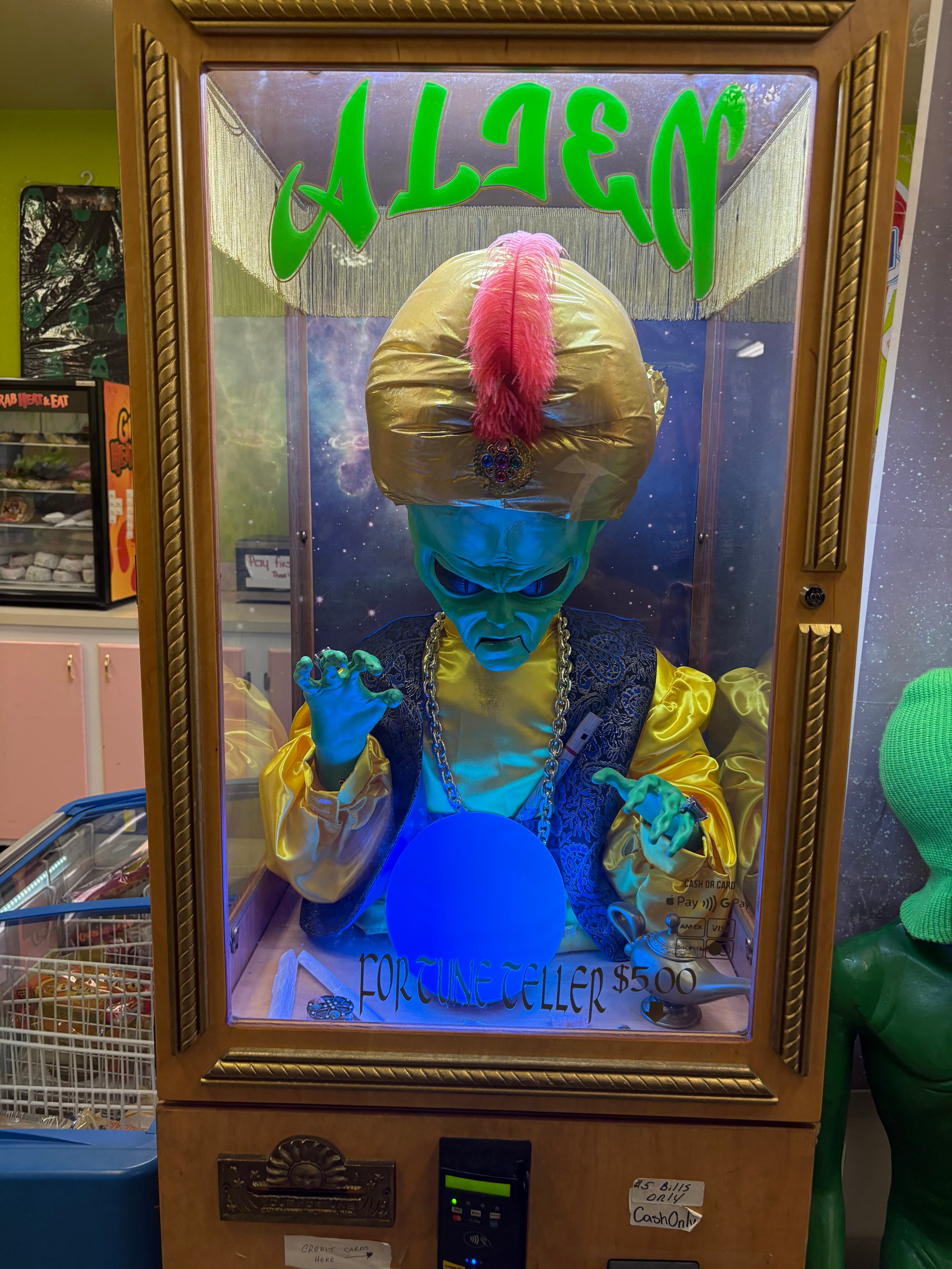 Alien fortune teller machine Area 51 Alien Center
